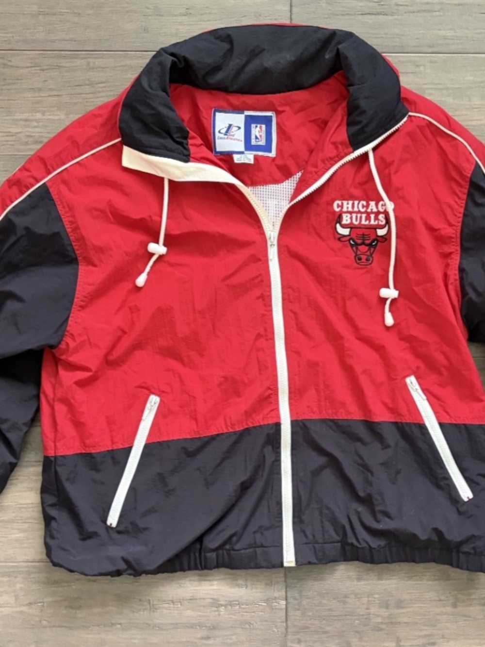 Vintage 90s Chicago Bulls NBA Embroidered Zip Hooded Jacket Large Black Red